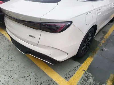 BYD 海豹06 2025, 6400 км, за 12075.66 USD - фото 8