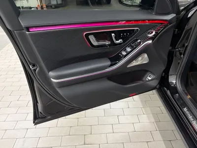 Mercedes-Benz S-Class 2024, 21000 км, за 88466.12 USD - фото 9