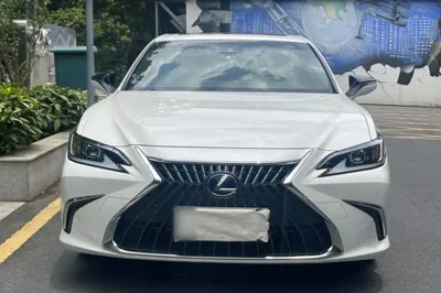 Lexus ES 2023, 23300 км, за 31395 USD - фото 8