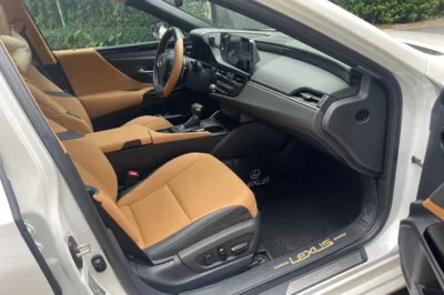 Lexus ES 2023, 23300 км, за 31395 USD - фото 12