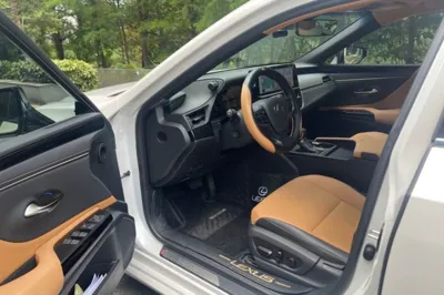 Lexus ES 2023, 23300 км, за 31395 USD - фото 21