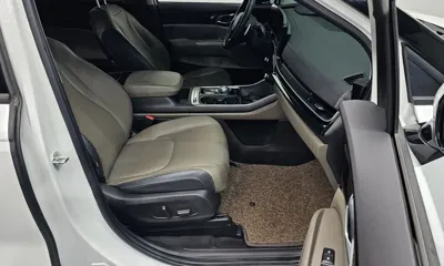 Kia Canival 2025, 62658 км, за 25272.42 USD - фото 26