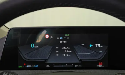Kia EV6 2023, 11837 км, за 21127.21 USD - фото 8