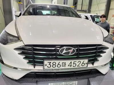 Hyundai Sonata 2020, 188883 км, за 7085.74 USD