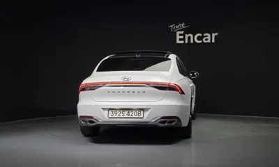 Hyundai Grandeur 2021, 101685 км, за 14900.65 USD