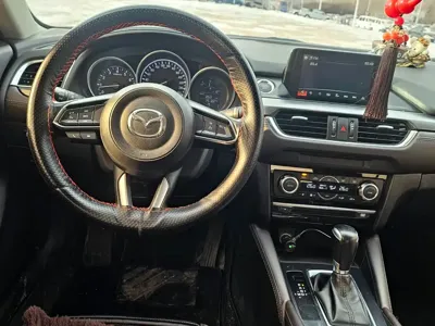 Mazda Atenza 2018, 75000 км, за 8293.8 USD