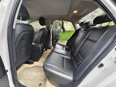 Hyundai Mistra 2016, 142000 км, за 3723.45 USD