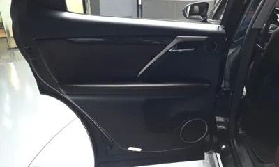 Lexus RX 2020, 131227 км, за 32496.9 USD - фото 25
