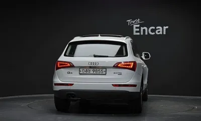 Audi Q5 2011, 226334 км, за 4234.53 USD