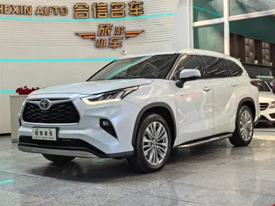 Toyota Highlander · 2023 год