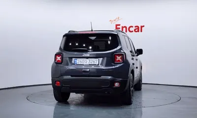 Jeep Renegade 2022, 23347 км, за 15761.58 USD
