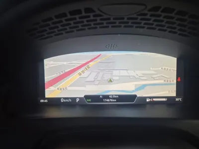 Jaguar XJ 2016, 175000 км, за 11125.82 USD - фото 20