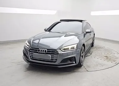 Audi A5 · 2019 год