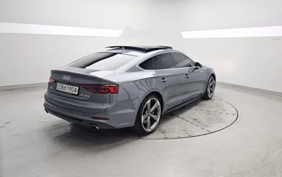 Audi A5 2019, 45559 км, за 17255.97 USD