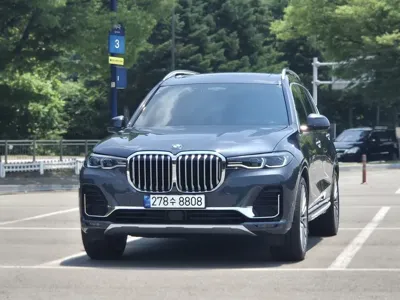 BMW X7 2021, 23000 км, за 53543.14 USD