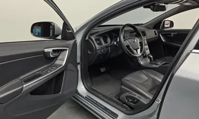 Volvo S60 2017, 114701 км, за 5901.27 USD - фото 10