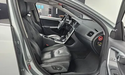 Volvo S60 2017, 114701 км, за 5901.27 USD - фото 11