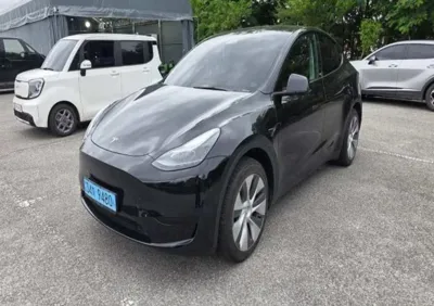 Tesla Model Y 2024, 38637 км, за 5592.75 USD