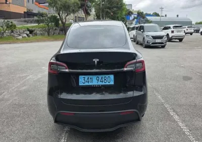 Tesla Model Y 2024, 38637 км, за 5592.75 USD