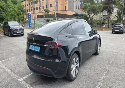 Tesla Model Y 2024, 38637 км, за 5592.75 USD - фото 6