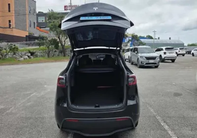 Tesla Model Y 2024, 38637 км, за 5592.75 USD - фото 9