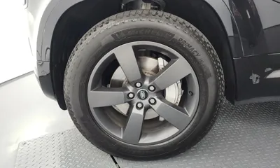 Land Rover Defender 2025, 15917 км, за 78992.65 USD