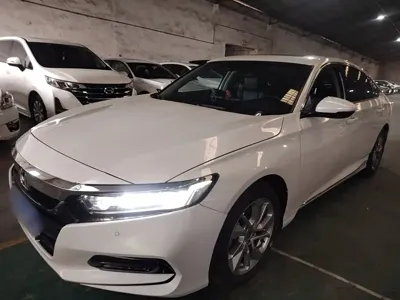 Honda Accord 2021, 67300 км, за 14258.11 USD
