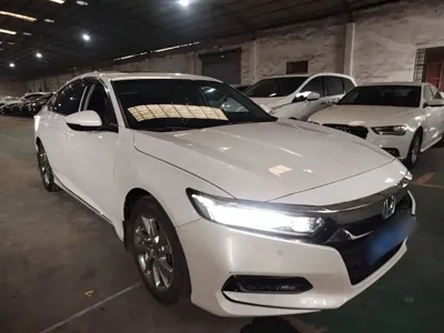 Honda Accord 2021, 67300 км, за 14258.11 USD