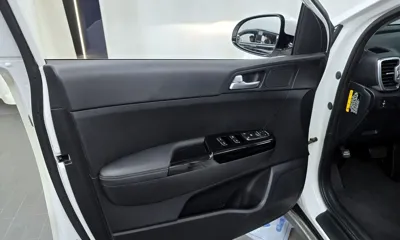 Kia Sportage 2018, 90220 км, за 8730.47 USD - фото 24