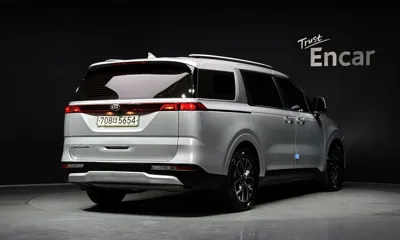 Kia Canival 2021, 78035 км, за 13121.96 USD