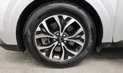 Kia Canival 2021, 78035 км, за 13121.96 USD