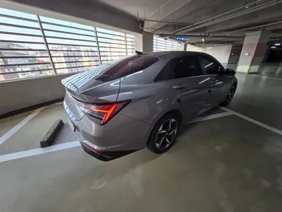 Hyundai Avante 2021, 74000 км, за 12377.86 USD