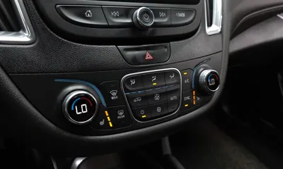 ChevroletGMDaewoo Malibu 2019, 165019 км, за 4951.09 USD - фото 18