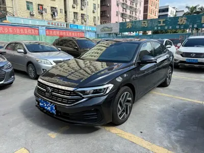 Volkswagen Sagitar · 2022 год