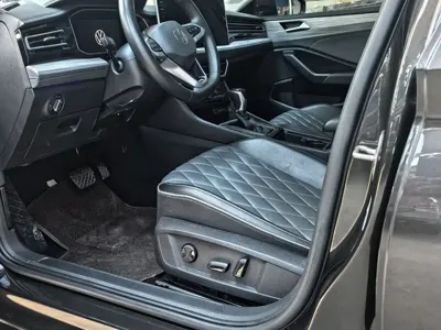 Volkswagen Sagitar 2022, 59000 км, за 15273.39 USD