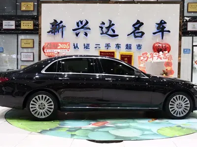 Mercedes-Benz E-Class 2021, 81000 км, за 38227.63 USD