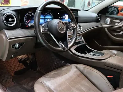 Mercedes-Benz E-Class 2021, 81000 км, за 38227.63 USD - фото 7