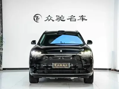 AITO 问界 AITO M9 2024, 33000 км, за 49710.95 USD