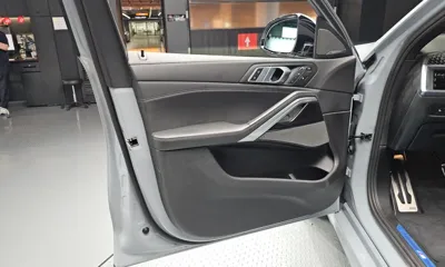 BMW X6 2024, 26413 км, за 72075.62 USD - фото 24