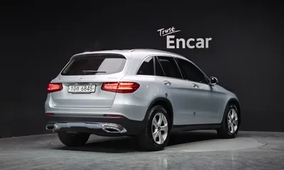 Mercedes-Benz GLC-Class 2017, 52262 км, за 16782.29 USD
