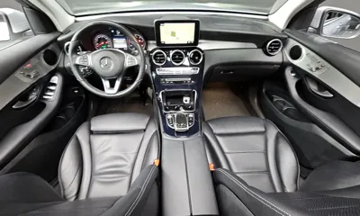 Mercedes-Benz GLC-Class 2017, 52262 км, за 16782.29 USD - фото 7