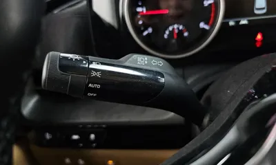 Kia Canival 2021, 71218 км, за 15127.6 USD - фото 17