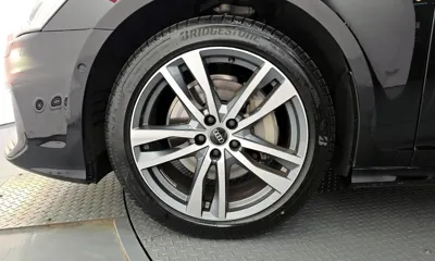 Audi A6 2023, 31995 км, за 22646.71 USD