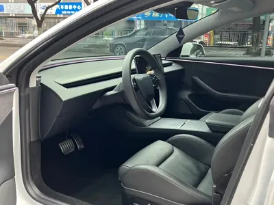 Tesla Model 3 2024, 26000 км, за 41759.05 USD - фото 10