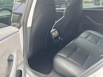 Tesla Model 3 2024, 26000 км, за 41759.05 USD - фото 11