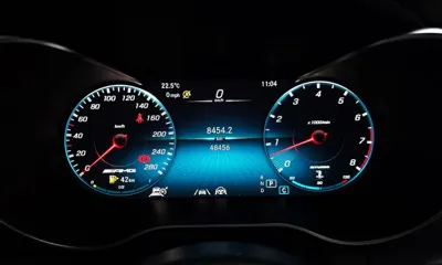 Mercedes-Benz GLC-Class 2022, 48456 км, за 28537.99 USD - фото 8