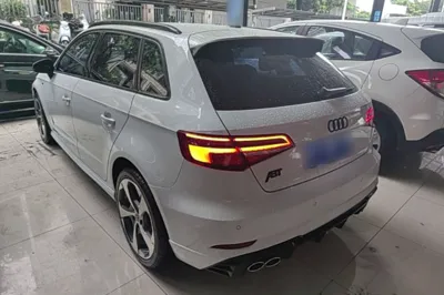 Audi A3 2017, 118600 км, за 10900 USD