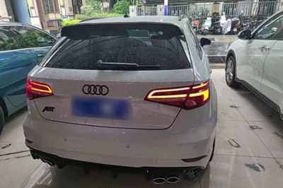 Audi A3 2017, 118600 км, за 10900 USD