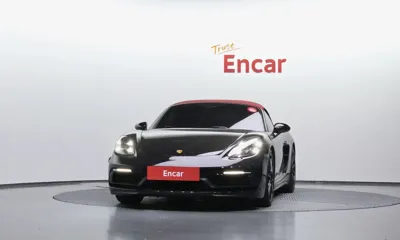 Porsche 718 2022, 23542 км, за 64440.62 USD