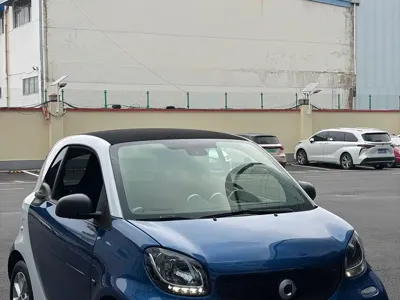 Smart Smart Fortwo 2018, 80000 км, за 5872.85 USD
